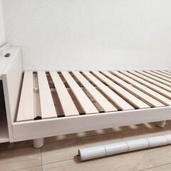 決まりました【美品】シングルベッド　棚コンセント付き　すのこ　ニトリの画像