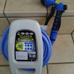 【使用数回のみ美品】ホースリール10m