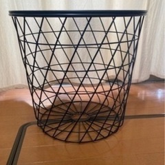 IKEA イケア  KVISTBRO クヴィストブロー　収納つきテーブルの画像
