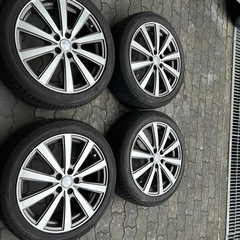 プリウス、86、ウィッシュ用
タイヤホイールセット の画像