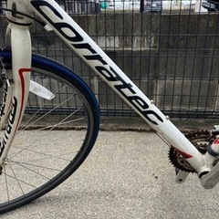 自転車 クロスバイクの画像