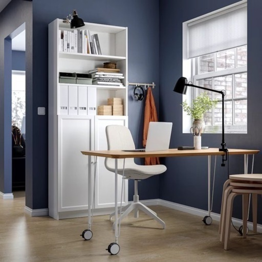 IKEA 家具　本棚　収納