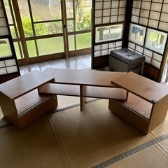 
テレビ台　置き方を変えられる