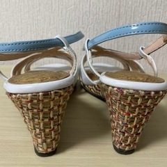 パンプス　サンダルの画像