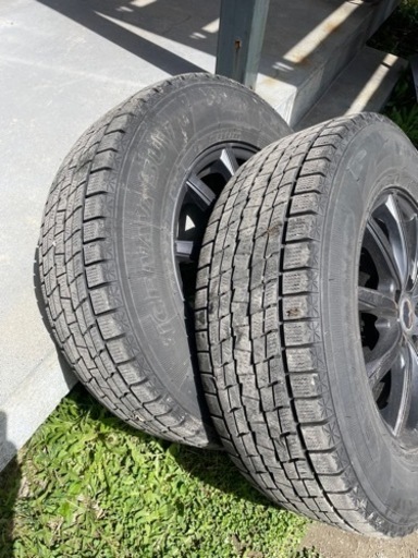 車のパーツ タイヤ、ホイール