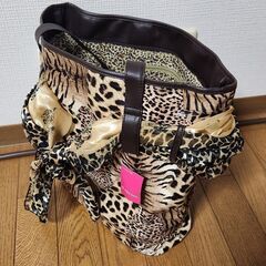 ヒョウ柄バックの画像