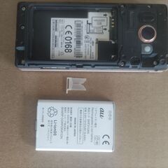 AQUOS SHF32の画像