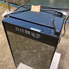 ワインセラー ペルチェ式 18本 収納 AR-18W 49Lの画像