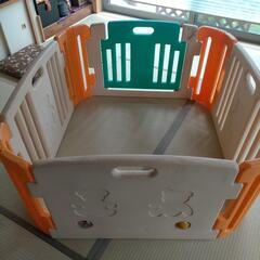 ベビーサークルの画像