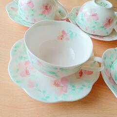 花柄🌹のティーカップ☕の画像