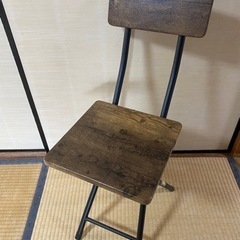 【28日AM処分するので連絡は早めに！】折りたたみ椅子　ニトリ