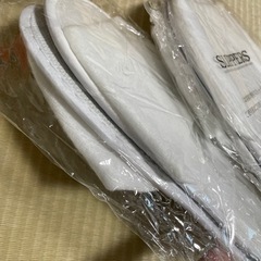 未使用品　子供簡易スリッパ　　　
2足　　　　　　の画像