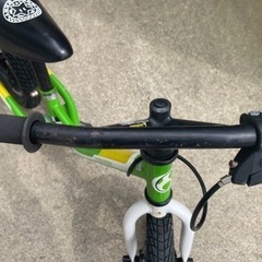 子供用キックバイク　マリオカート　ヨッシー　　の画像