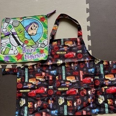 中古子供用エプロン、新品タオル