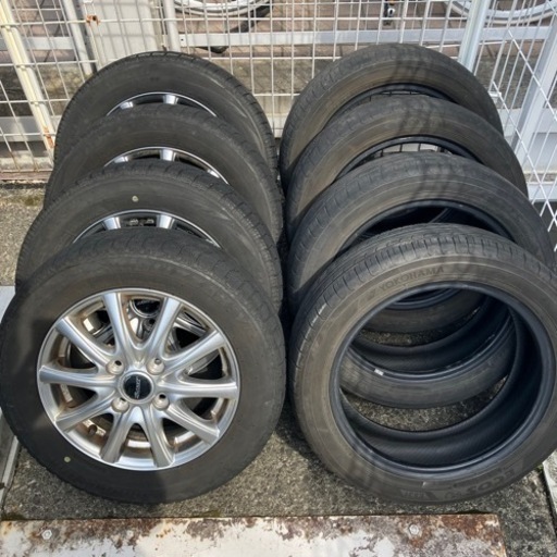 車ホイール4個、タイヤ8個全部で5000円