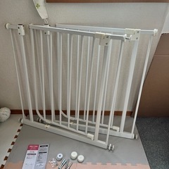 日本育児ベビーゲート 2つ　子供用品 ベビー用品 安全、保護グッズ