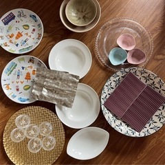 食器差し上げます