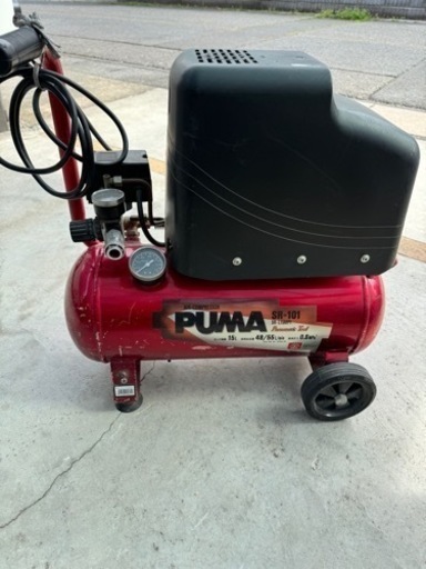 コンプレッサー100V