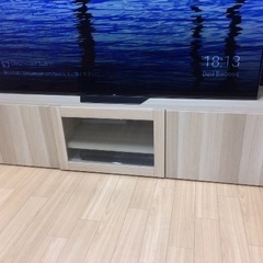 土日祝引き取りのみ！4/29(月)22時までの引き取りは7万円！SONY BRAVIA KJ-65A8F有機EL テレビ　ソニー　ブラビア　65型　65インチ　2018年製　リモコンあり　IKEA イケア　テレビ台付の画像