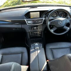 ベンツ　ディーゼルエンジン　E３５０ステーションワゴンの画像