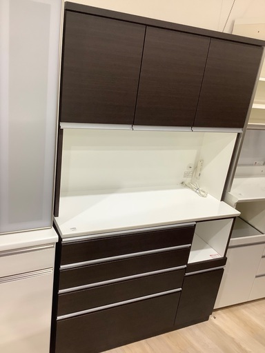 レンジボード　ニトリ　3枚扉　レジューム　ブラウン×ホワイト　入荷致しました！
