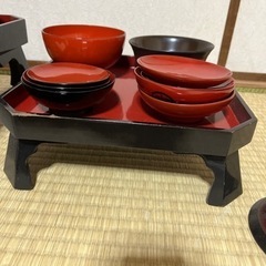 漆器のお膳一式の画像