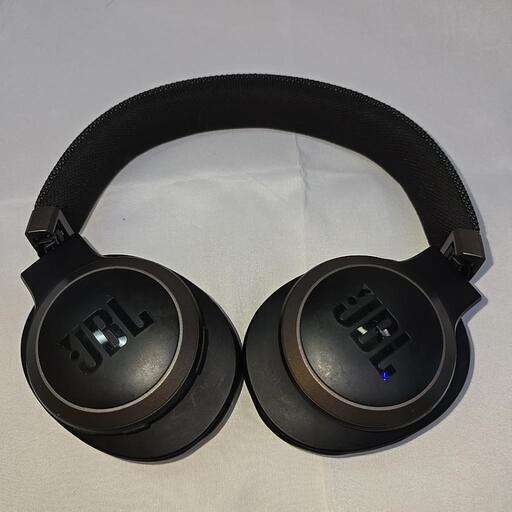 JBL ワイヤレス ノイズキャンセリング ヘッドホン｢LIVE650BTNC｣
