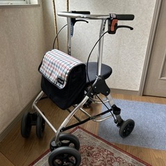 シルバーカー(高齢者押し車):(分解清掃済)