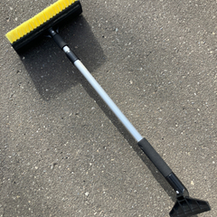 【美品】スノーブラシ　伸縮式　70-120cm
