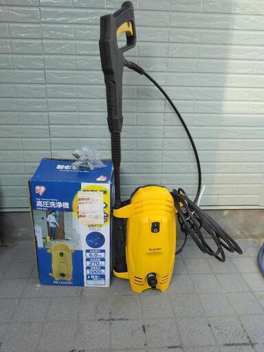 完動品　国内最小　アイリスオーヤマ高圧洗浄機中古品