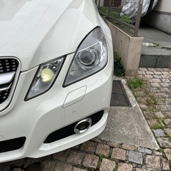 ベンツのヘッドライトのユニット交換