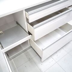 レンジボード キッチンボート 食器棚 横幅 約135cm ホワイト系 ソフト閉止 中古 苫小牧西店の画像