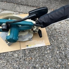 マキタ卓上丸ノコの画像