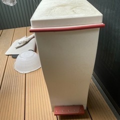 あげます　ゴミ箱