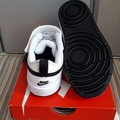 【取引中】〈新品・未使用〉NIKE スニーカー 16.5cmの画像