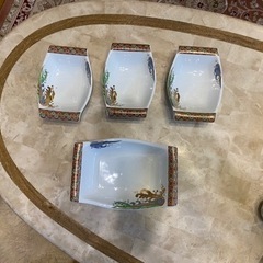 お皿　4個セットの画像