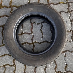 夏タイヤ　ヨコハマ　185/65R15
　