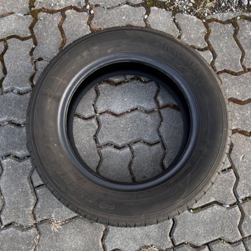 夏タイヤ　ヨコハマ　185/65R15