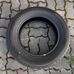 夏タイヤ　ヨコハマ　185/65R15
　