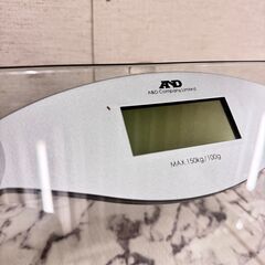  17392  AND ガラス 体重計   ◆大阪市内・東大阪市他 5,000円以上ご購入で無料配達いたします！◆ ※京都・高槻・枚方方面◆神戸・西宮・尼崎方面◆生駒方面、大阪南部方面　それぞれ条件付き無料配送あり！            の画像