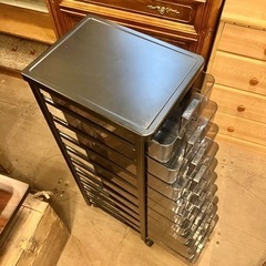 《売約済》【武蔵小山店】 　収納ケース 10段  クリアケース ブラック 小物収納 書類収納 大容量 収納 スキマ収納 事務所の画像