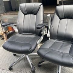 家具 オフィス用家具 いすの画像