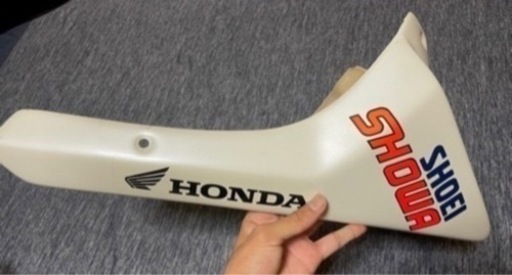 アンダーカウル　FRP製