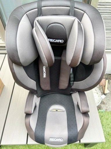 RECARO ジュニアシート スタートＪ１　チャイルドシート　レカロ ベビーシート パーツ　あり