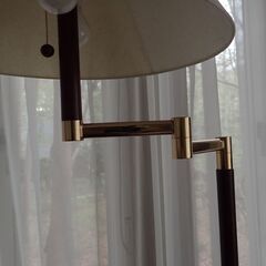 電気スタンドを差し上げますの画像