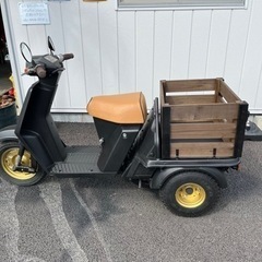 バイク屋さんで整備されたジャイロＸの画像