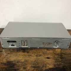ジャンク扱い Panasonic NV-HV60 VHSビデオデッキの画像