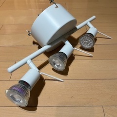 IKEA トロードフリ 照明