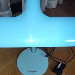 デスクライト パナソニック製 LEDの画像