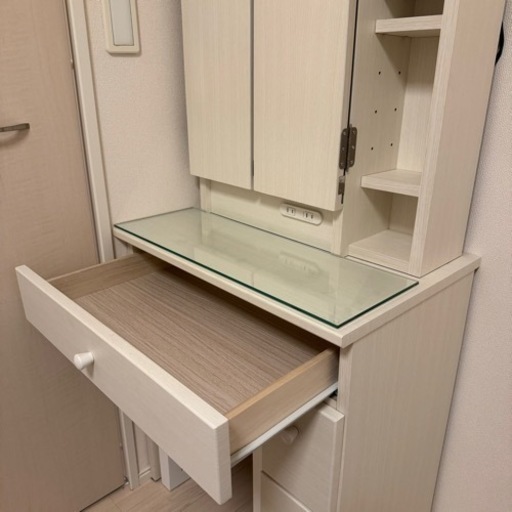 【決まりました】ドレッサー